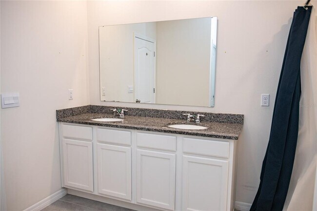 Building Photo - 3383 Hammond Pt