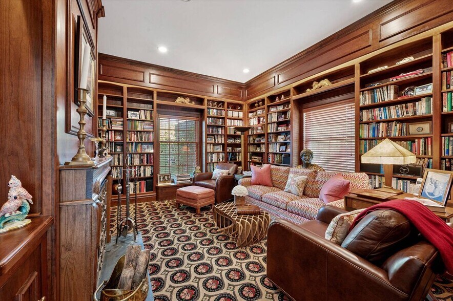 Building Photo - 31 Terry Ct