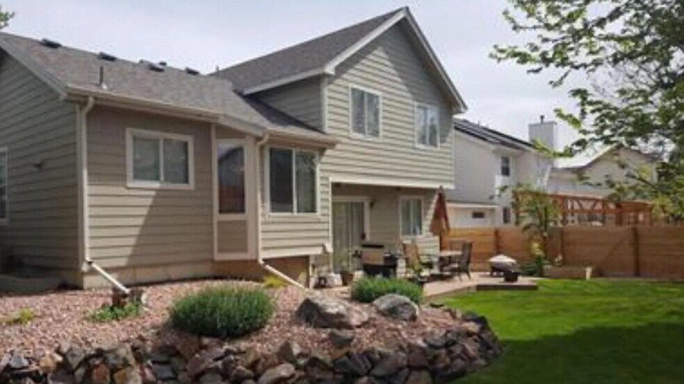 Building Photo - 3720 E 99th Ln