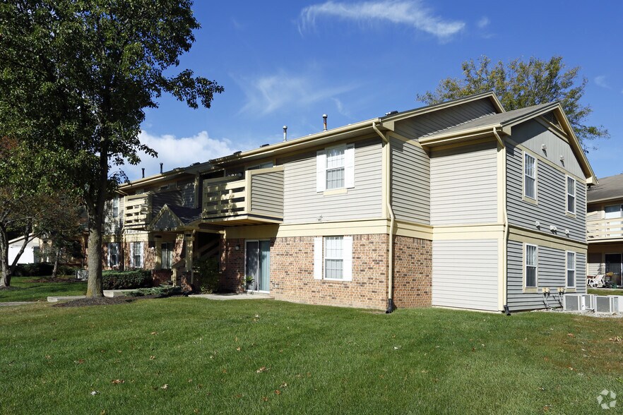 Arbor Lakes Apartments 1700 Bayview Dr Fort Wayne IN 46815