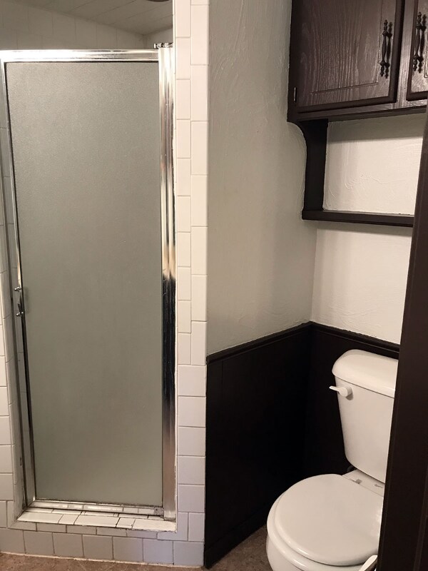 Building Photo - 304 Willow Branch Rd