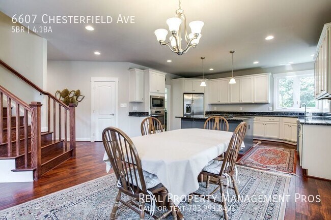 Building Photo - 6607 Chesterfield Ave