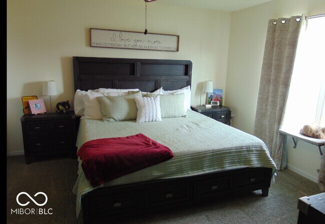 Building Photo - 10034 James Run Dr