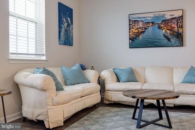 Building Photo - 262 Allison Dr