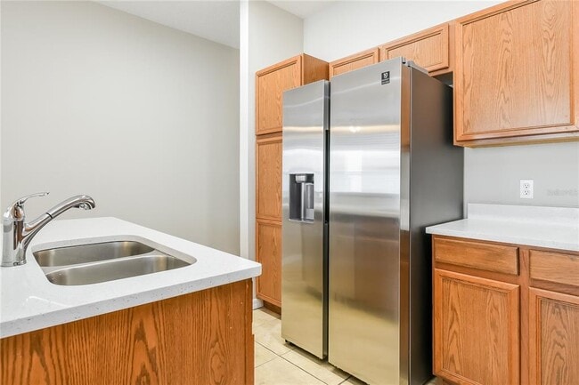 Building Photo - 532 Bassett Dr