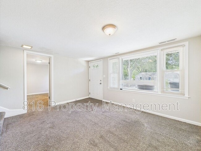 Building Photo - 4321 N Lister Ave
