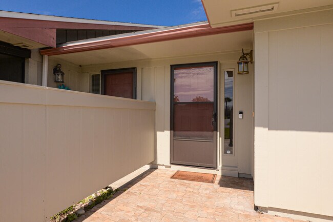 Building Photo - 3970 NW Cinnamon Tree Cir