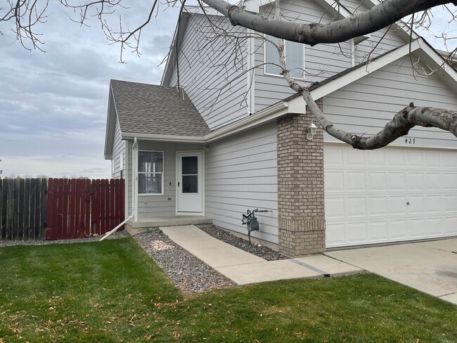 Building Photo - Eaton Commons Townhome