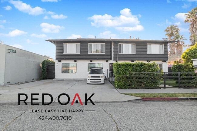 Building Photo - 1751 Cabrillo Ave