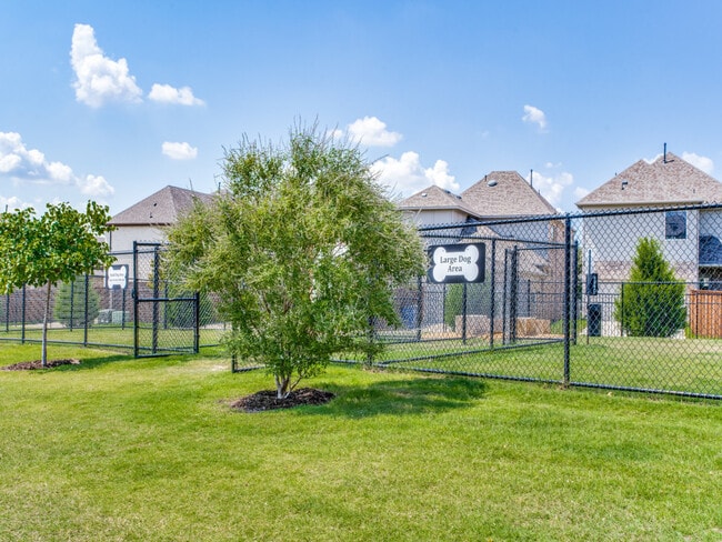 Building Photo - 17751 Shumard Oak Dr