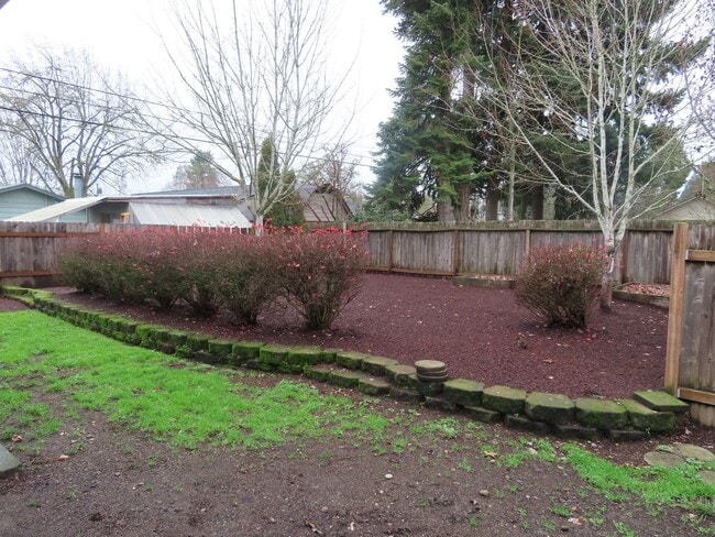 Building Photo - 1010Satre - FH