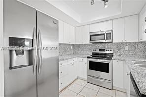 Primary Photo - 9285 SW 125th Ave