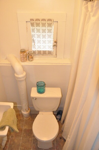 Bathroom - 210 Delaware Ave
