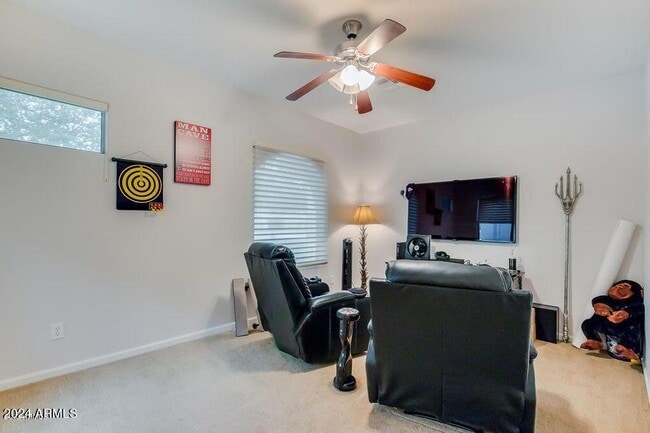 Building Photo - 2298 E Ebony Dr