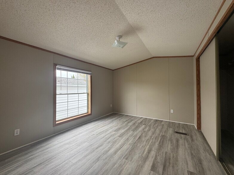 Building Photo - 4103 Lady Slipper Dr