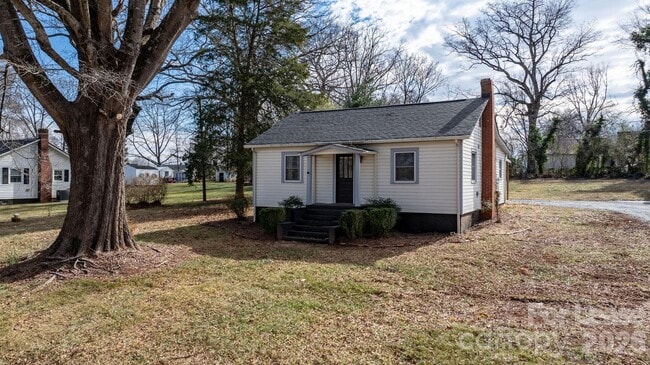 Building Photo - 116 Barnes Ln