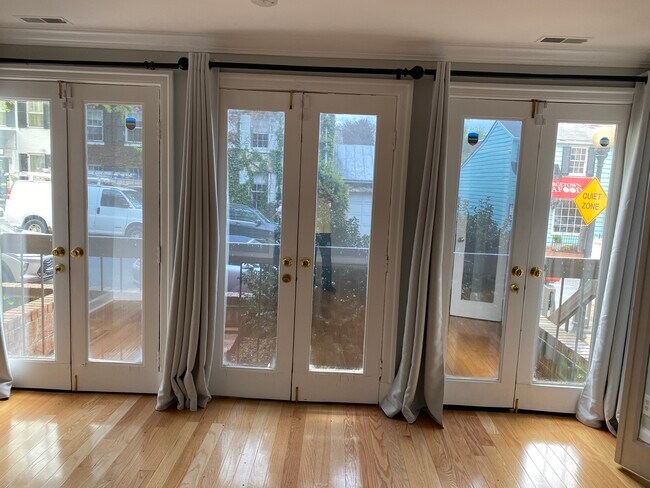 Living Room windows - 1214 Potomac St NW