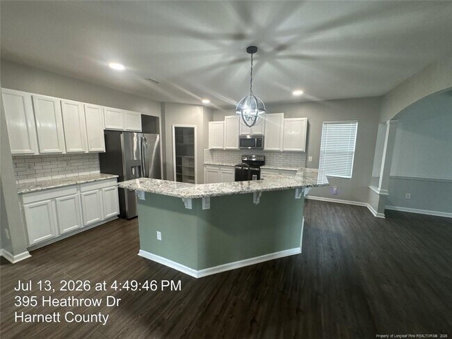Building Photo - 395 Heathrow Dr