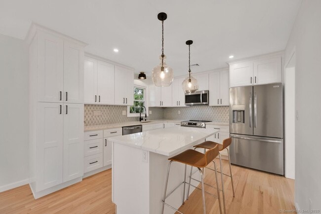 Building Photo - 29 Magellan Dr