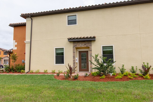 Building Photo - 20457 Lagente Cir