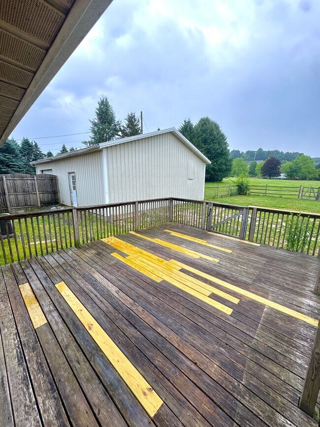 Building Photo - THREE BEDROOM RANCH HOME IN PARKLAND SCHOOL DISTRICT