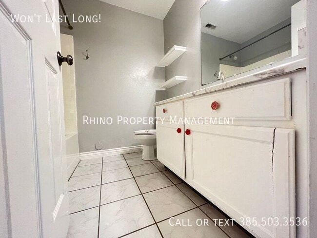 Building Photo - 2951 W 1060 N