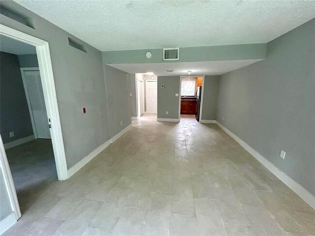 Building Photo - 8131 Lagos De Campo Blvd