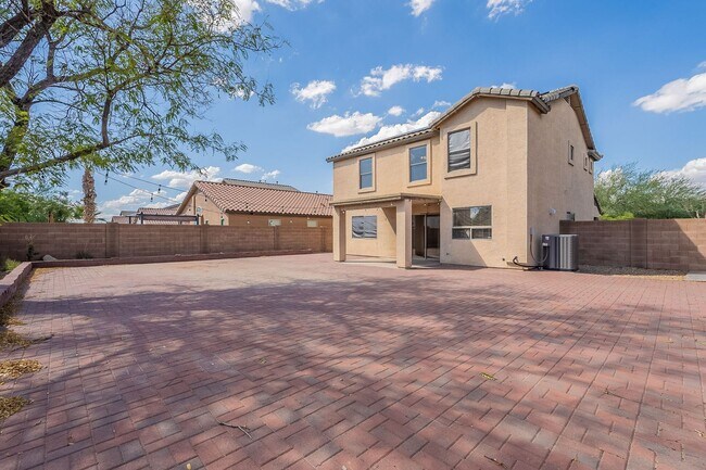 Building Photo - Solar Home with Nice Floorplan in a Great Location! Norterra Dynamite Ranch