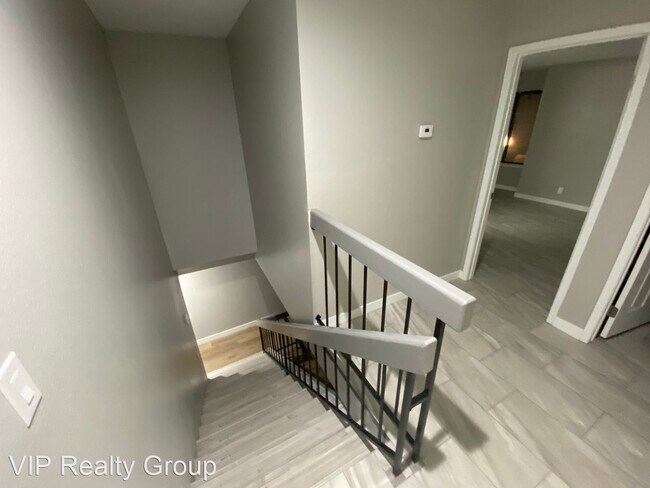 Building Photo - 2 br, 3 bath House - 2139 Pine Breeze Ln