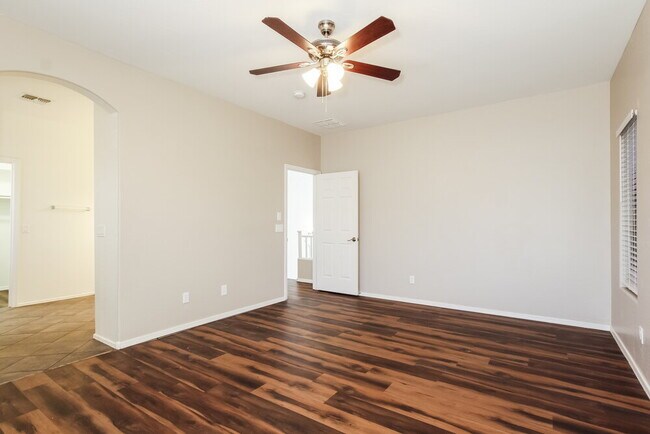 Building Photo - 12742 W Charter Oak Rd