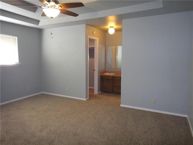 Building Photo - 754 Patricia Dr