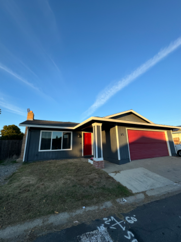 Building Photo - 1450 Whyler Rd