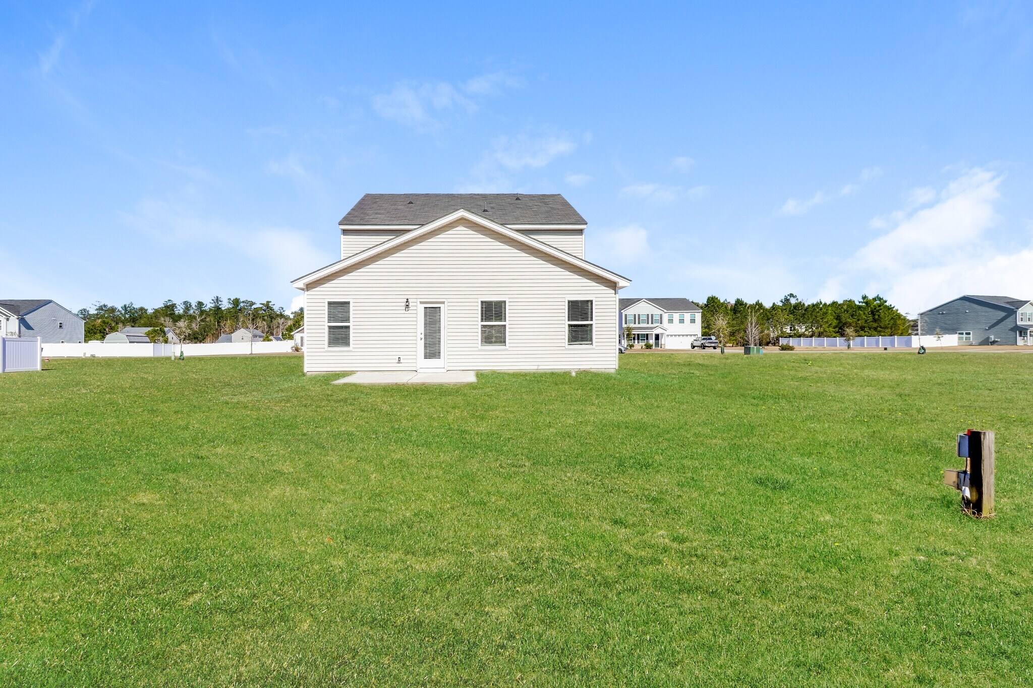 Building Photo - 359 Tondee Wy