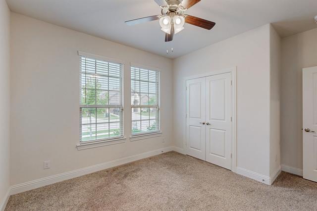 Building Photo - 10925 Klondike Ln