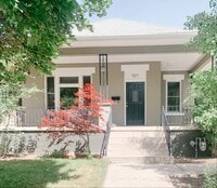 Building Photo - 927 S McClelland St
