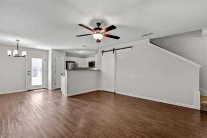 Building Photo - 232 W Lake Ave