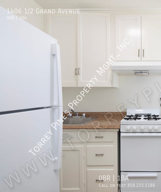 Building Photo - 1406 1/2 Grand Avenue-