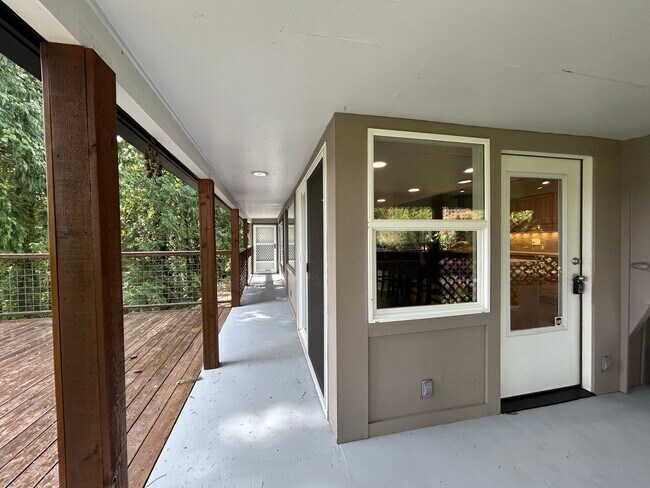 Building Photo - Stunning Views! Secluded 2 Bed, 1 Bath Gem!