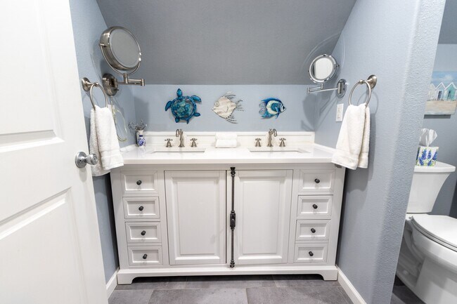 Building Photo - 16518 Jean Lafitte Rd