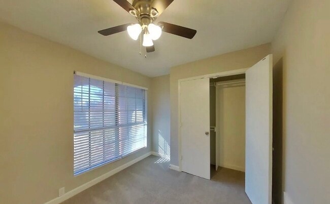 Building Photo - Modern 3-Bedroom Sanctuary in a Sought-After Location