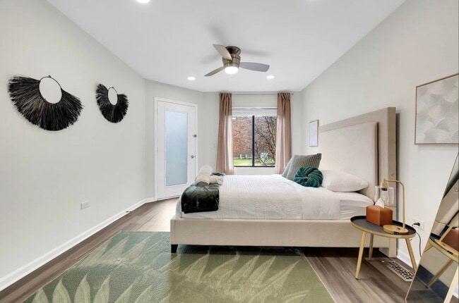 Building Photo - 379 Sandhurst Cir