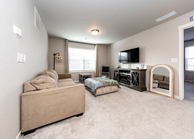 Building Photo - 7877 Buffalo Horn Dr