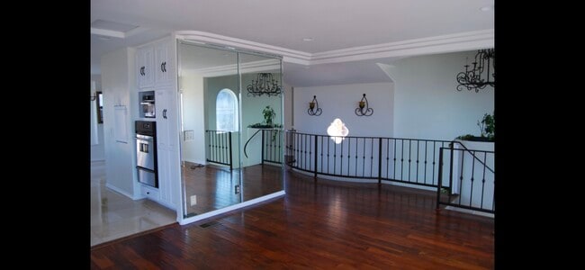 Building Photo - 4113 Highland Ave