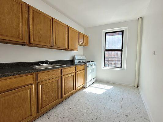 Building Photo - 1 bedroom in Bronx NY 10458