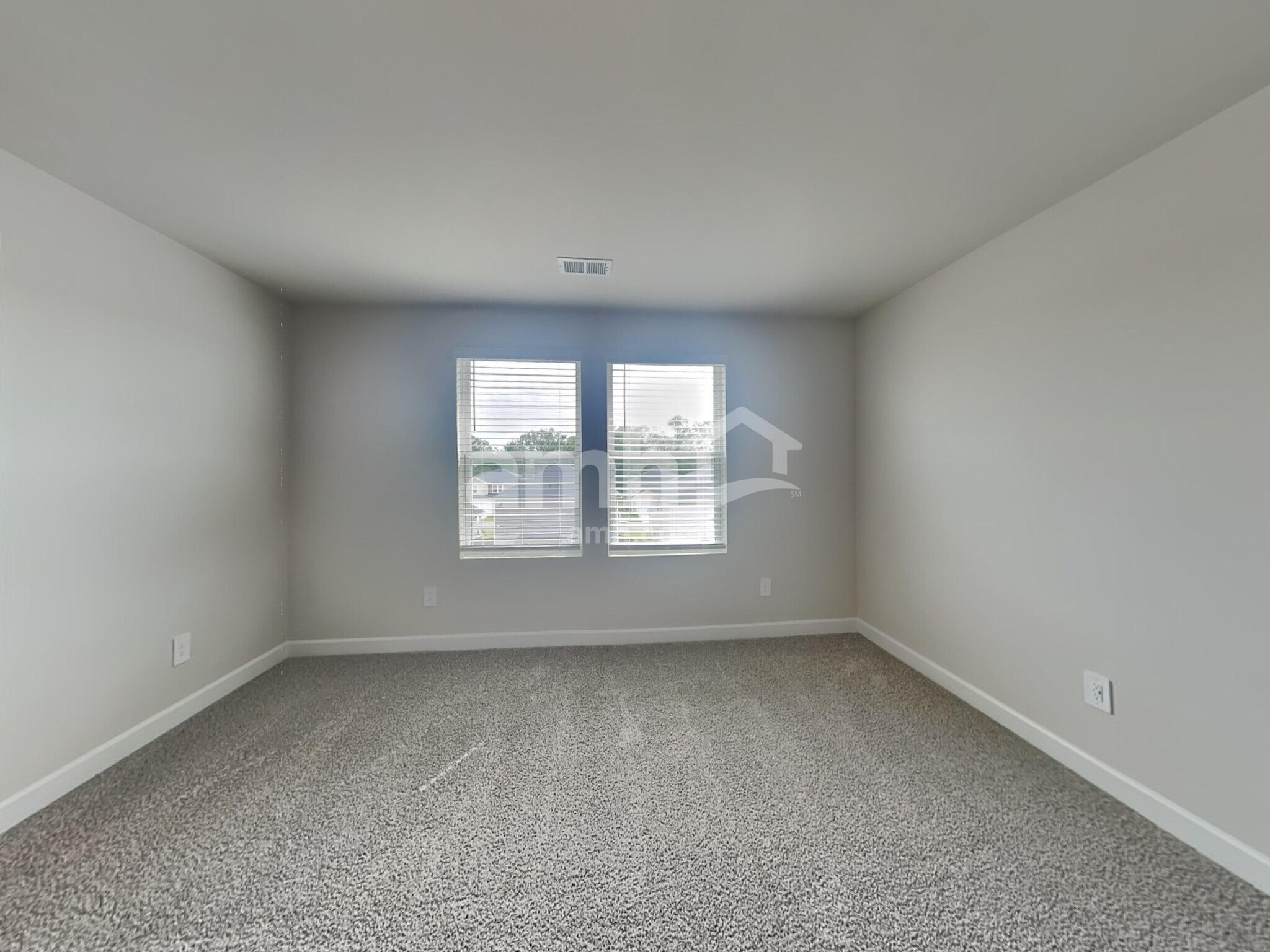 Building Photo - 758 Treeline Rd