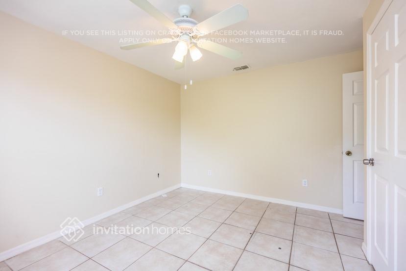 Building Photo - 4824 Leonard Blvd S