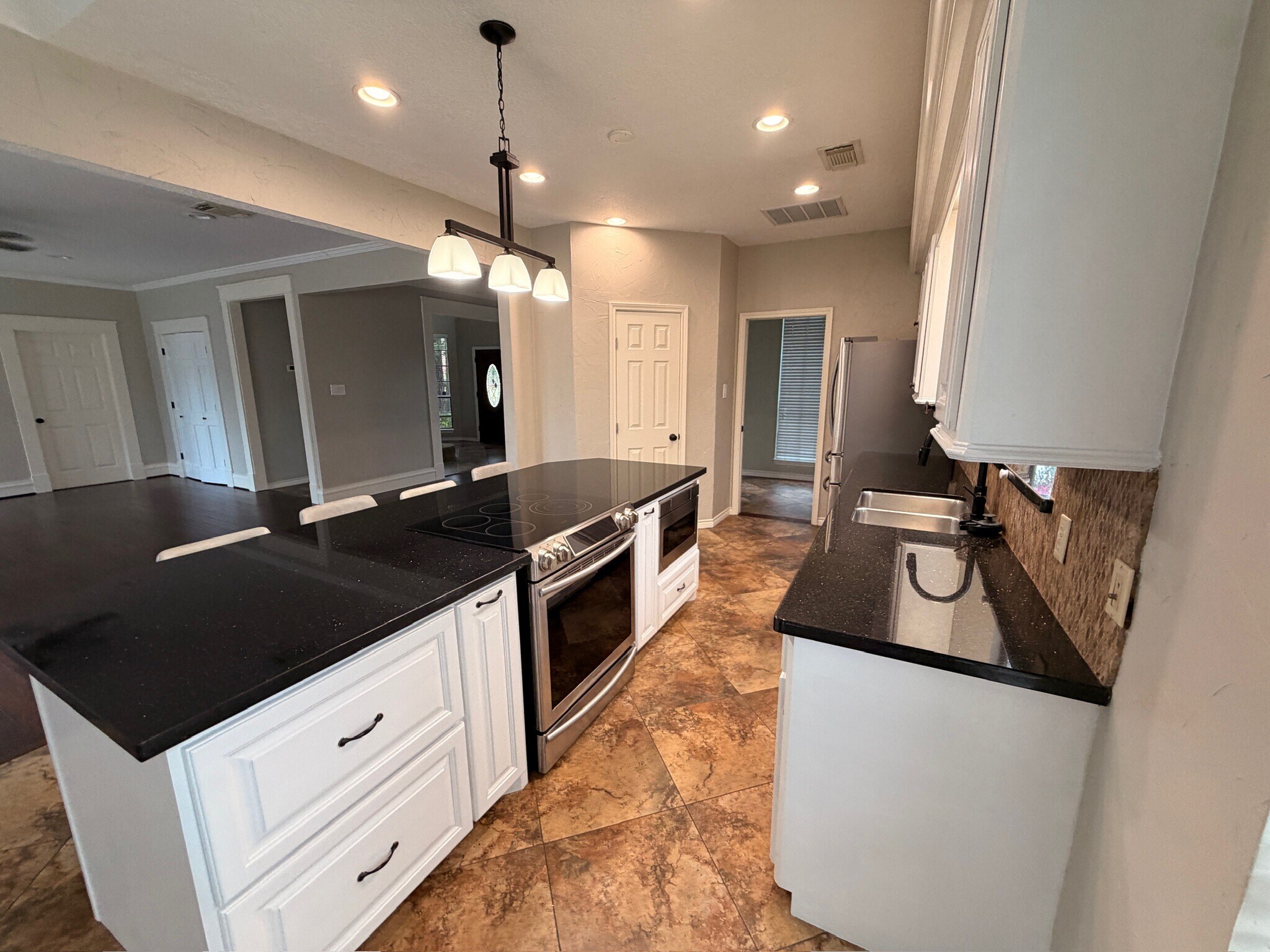 Building Photo - 6035 Spring Creek Grove Ln