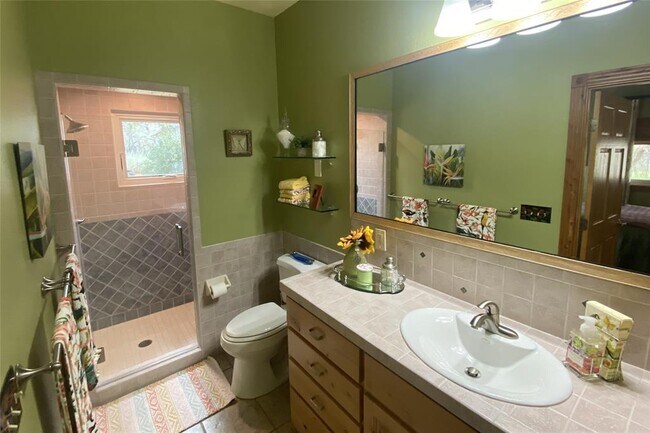 Building Photo - 309 Ridge Oak Dr