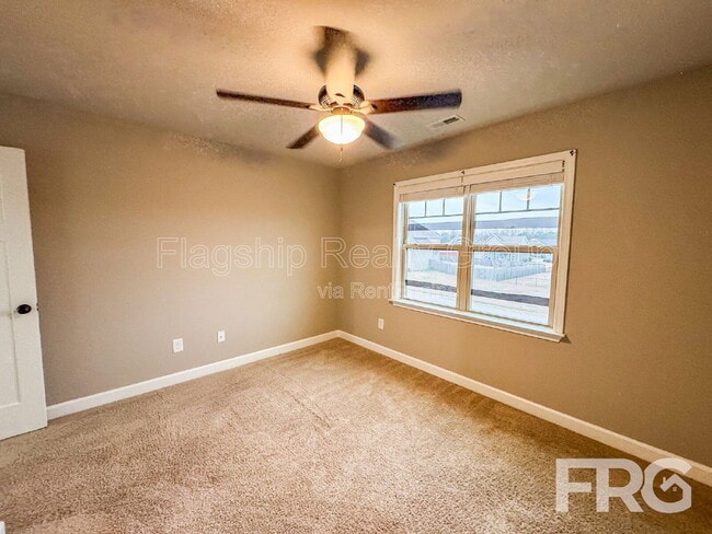 Building Photo - 419 Planters Ridge Dr