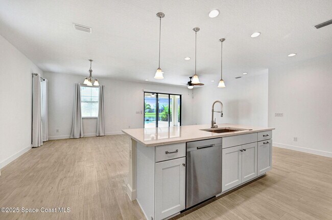 Building Photo - 8614 Catalissa Ave
